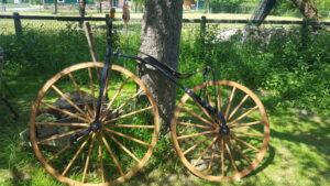 Nostalgisches Holzfahrrad