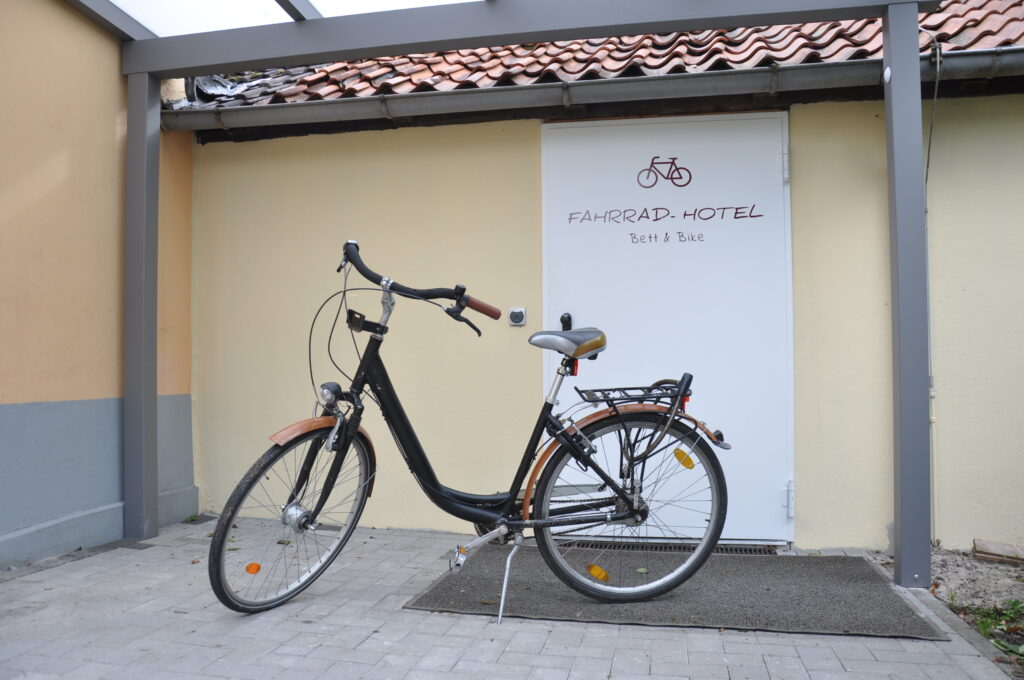 Eingang_fahrrad_hotel